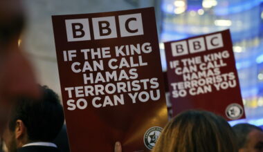 Documentario con 'figlio di Hamas' narratore, Bbc sanzionata - Notizie