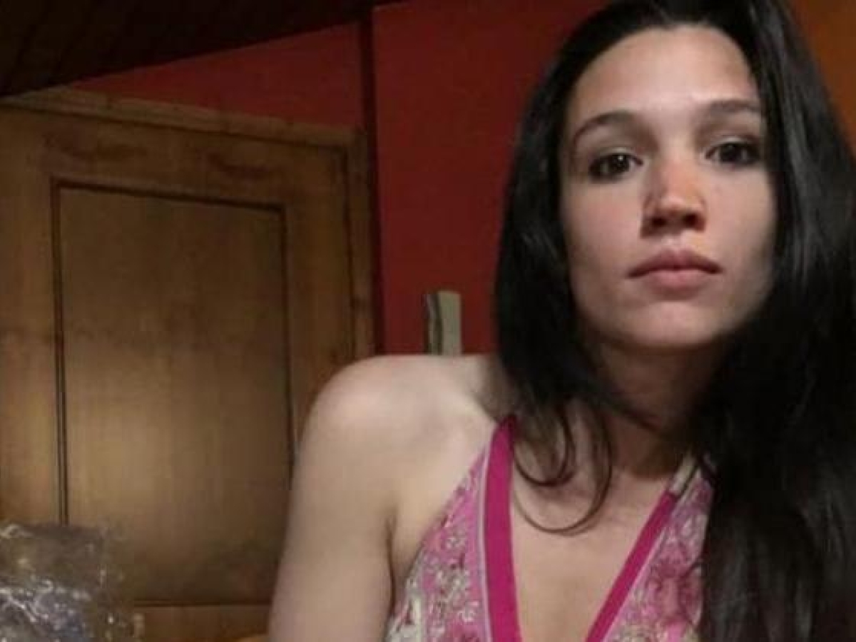 Valentina Boscaro uccise il fidanzato Mattia Caruso con una coltellata al cuore: condanna ridotta a 17 anni, riconosciuta l'attenuante della provocazione