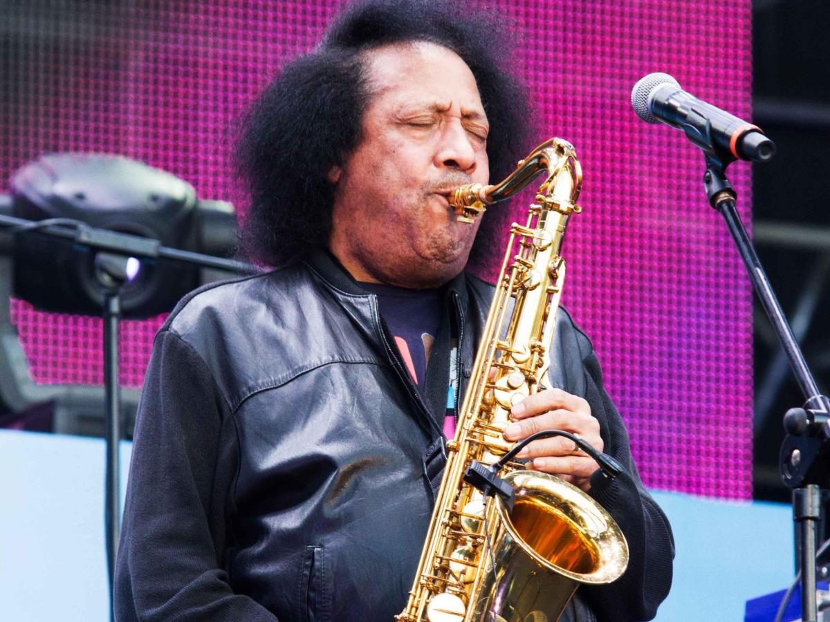 È morto James Senese, il sax che parlava napoletano, «nero a metà» per eccellenza