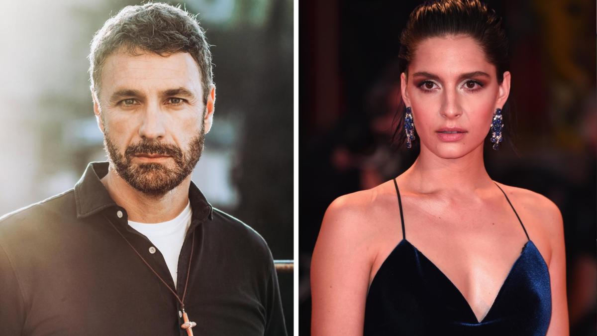 Raoul Bova e Beatrice Arnera mano nella mano a Roma, flirt in corso
