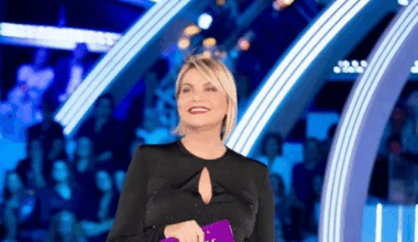 Il nuovo Grande Fratello? «Uno sgangherato laboratorio dell'orrore, parodia di se stesso (e Simona Ventura che ripete "tanta roba" non si può sentire)»