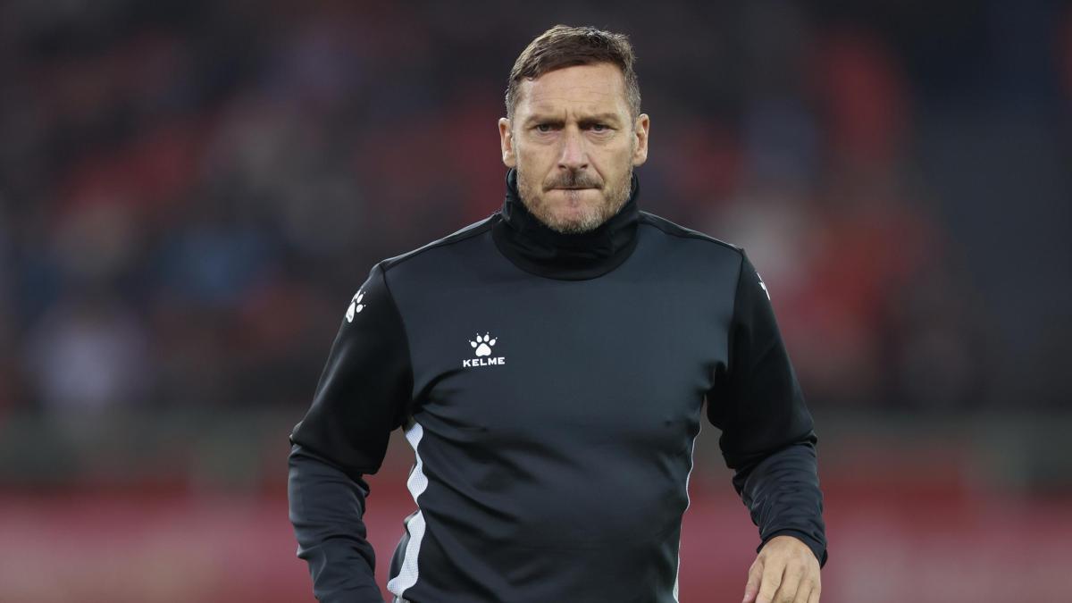 Totti goca Roma-Inter: "Ci vorrà l'elmetto! Lautaro e Dybala sono top, punto su Cristantet
