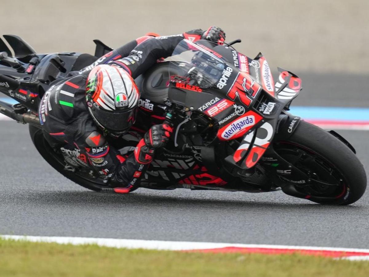 MotoGp in Indonesia, la gara sprint in diretta: Aldeguer in testa poi Fernandez e Acosta, parte male Bezzecchi