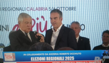 Occhiuto: "Abbiamo impedito alla Calabria di rimanere bloccata. Orgoglioso dei calabresi"