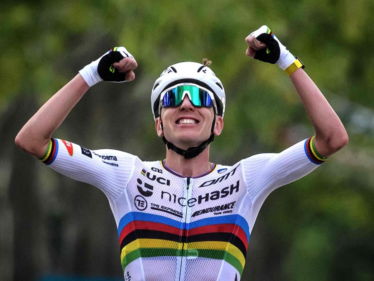 Tadej Pogacar vince la Tre Valli Varesine: è il secondo successo dopo quello nel 2022