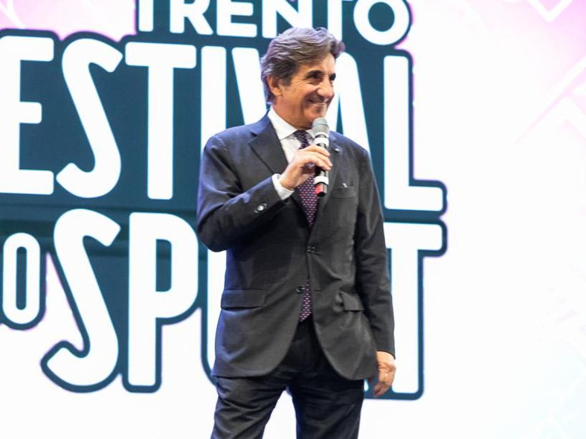 Cairo annuncia: «Il Giro d'Italia 2026 partirà dalla Bulgaria». Tajani: «Una vetrina straordinaria»
