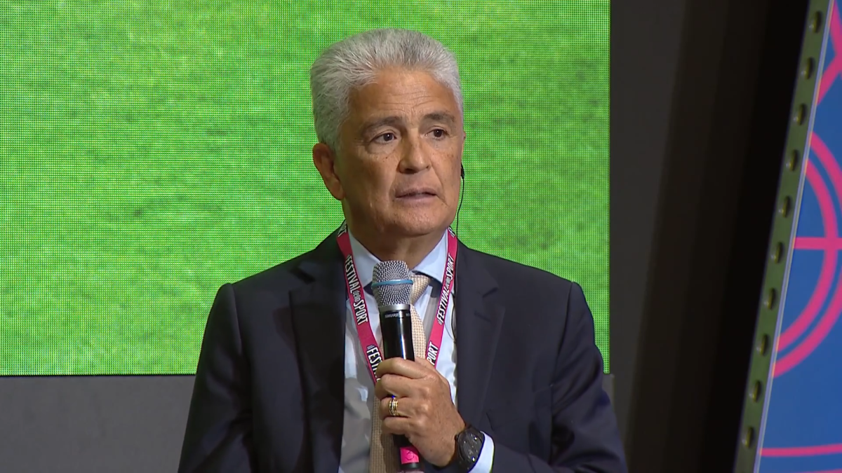 Bebeto al Festival dello sport: "Dissi no alla Juve per stare in Brasile"