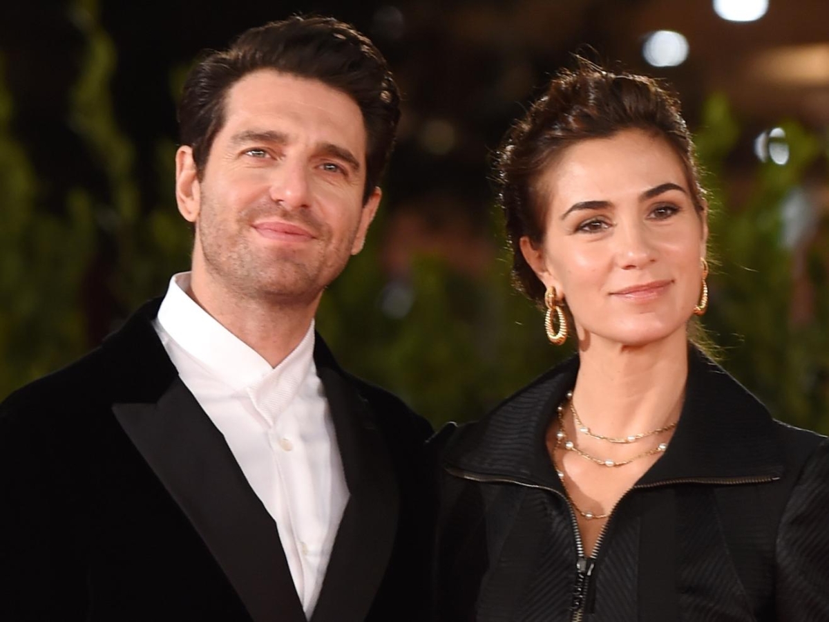 Giampaolo Morelli: «Mi sono sentito incapace ma ero solo dislessico. Sono stato depresso e ora, con mia moglie, aiuto i miei figli»