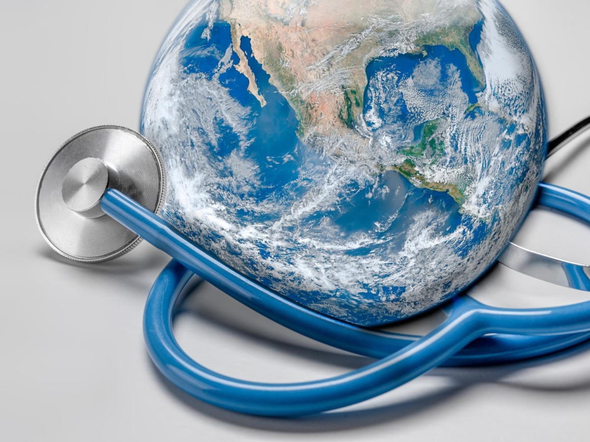 Quanto viviamo in media? Vent'anni di più. Ma aumentano i decessi tra i giovani e cresce la disuguaglianza sanitaria globale