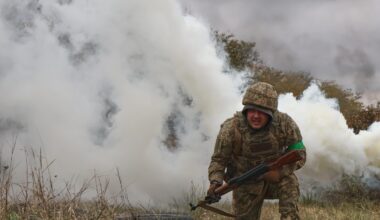 Ucraina - Russia, le notizie sul conflitto in diretta | Zelensky sente Trump: «Ferma la guerra come a Gaza»