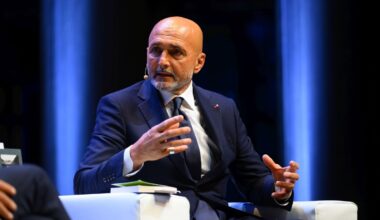 Spalletti sulla Nazionale: «Acerbi? Le cose non sono andate come ha detto. Io dovevo trasferire più leggerezza. Pio Esposito come Vieri»