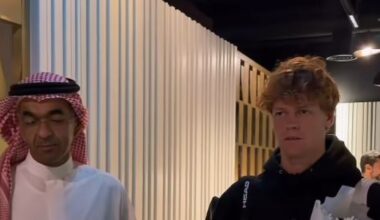 Sinner al Six Kings Slam, accoglienza da re a Riyadh: quando giocherà con Tsitsipas e dove vedere il match in tv