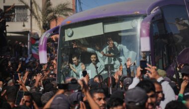 Gaza, le notizie sulla pace fra Israele-Hamas in diretta | Trump: «Ok a Hamas come forza di polizia temporanea». Mattarella: «La reazione di Israele alla ferita del 7 ottobre ha superato i criteri di umanità. Due Stati unica soluzione»