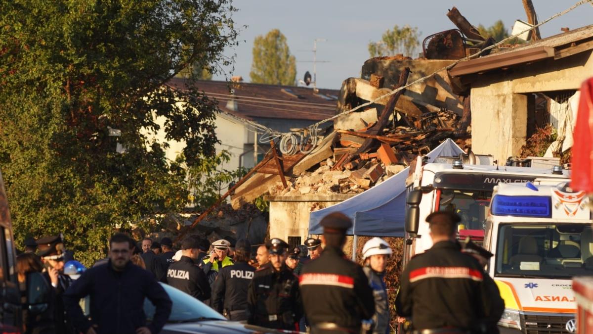 Cosa è successo a Castel D'Azzano: i tre carabinieri morti, l'esplosione provocata da tre fratelli.​ «Attivata una bombola di gas»