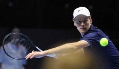 Sinner-Djokovic, la diretta del Six Kings Slam: Jannik cerca il pass per la finale