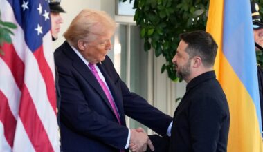 Ucraina - Russia, le notizie sul conflitto in diretta | Zelensky da Trump. Il presidente Usa: «Vogliamo finire la guerra senza i Tomahawk. Kiev-Mosca si fermino. La Storia dirà chi vinto» - Corriere della Sera