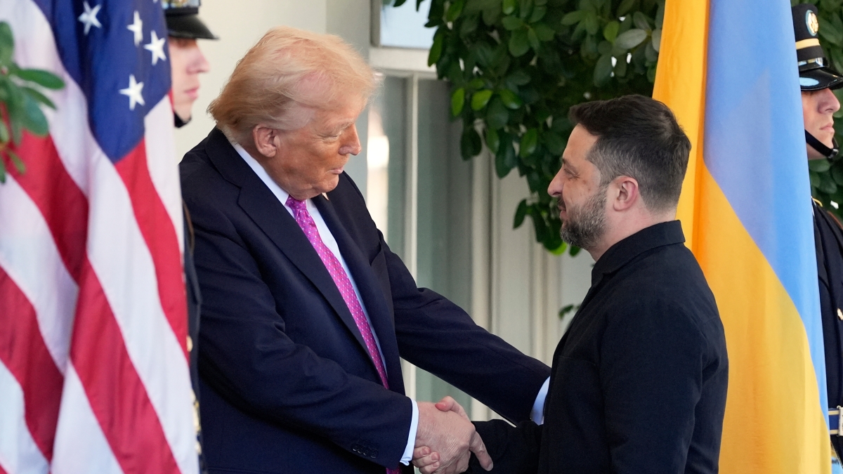 Ucraina - Russia, le notizie sul conflitto in diretta | Zelensky da Trump. Il presidente Usa: «Vogliamo finire la guerra senza i Tomahawk. Kiev-Mosca si fermino. La Storia dirà chi vinto» - Corriere della Sera