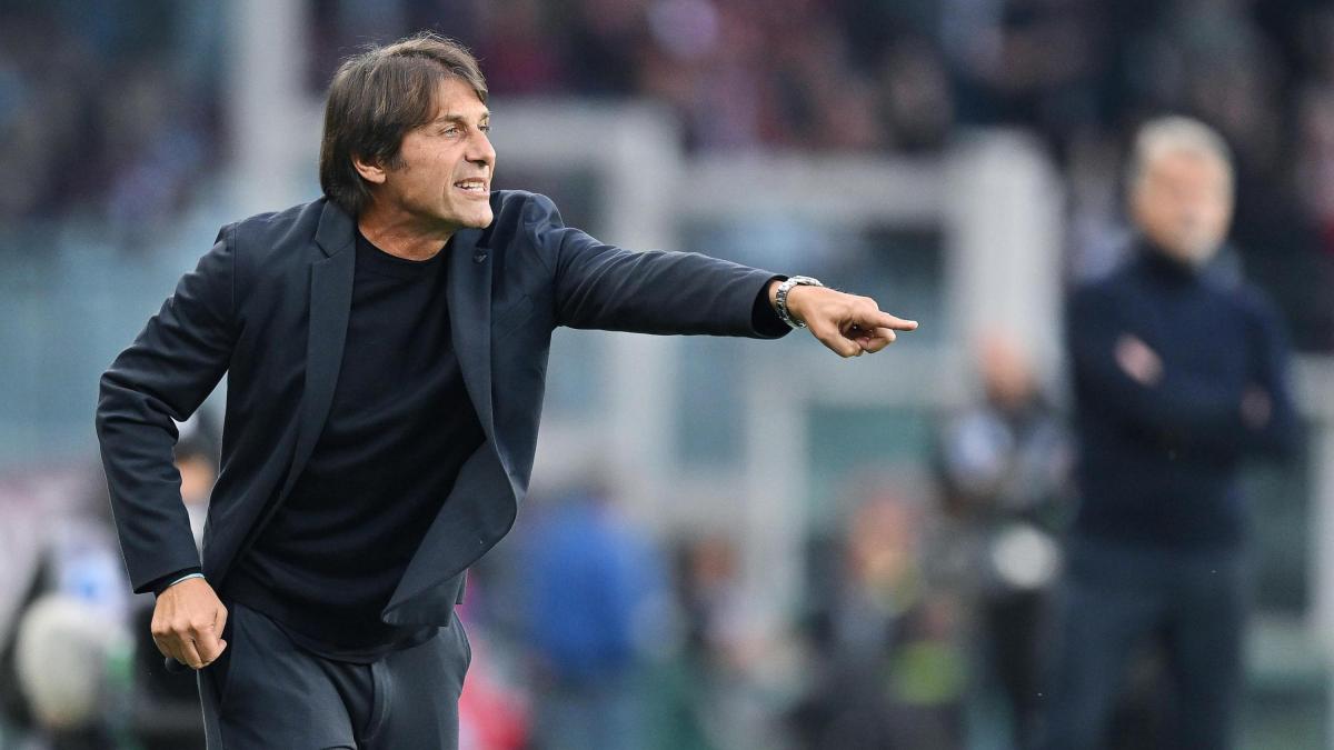 Napoli, il centrocampo si sfalda: la lezione del Psv