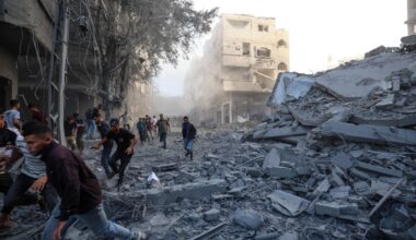Gaza, le notizie sulla pace fra Israele-Hamas in diretta | Dopo i raid, l'Idf annuncia la ripresa del cessate il fuoco. Media: oggi valichi aperti e ripartono le consegne di aiuti