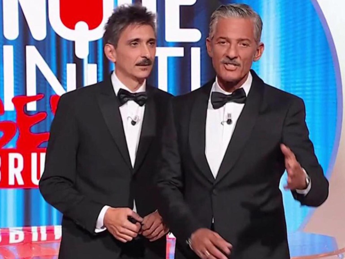 Mina canta il jingle di «La pennicanza», la nuova trasmissione radio di Fiorello e Biggio