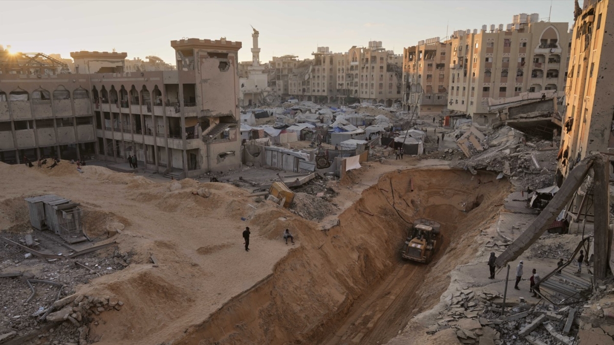 Gaza, tutti i nodi della Fase 2: chi manderà militari per la forza di pace? E chi toglierà le armi ad Hamas?