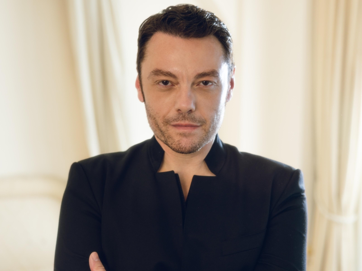 Tiziano Ferro: «Terapia di coppia e attacchi di panico: due anni disastrosi. Non porto via i miei figli dagli Usa ma è un luogo alienante»