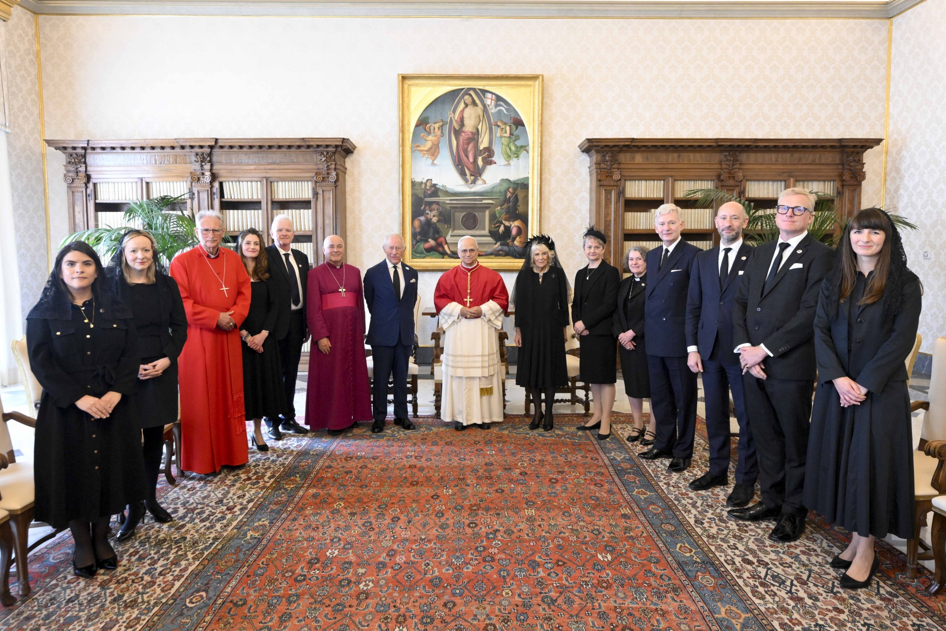 Re Carlo e Camilla a Roma per la preghiera con papa Leone: «Giornata storica». La nomina del sovrano a «Confratel»