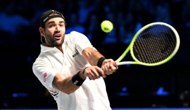 Berrettini-De Minaur all'Atp 500 di Vienna in diretta: 1-6; 4-5, Matteo tiene ai vantaggi e Alex serve per il match