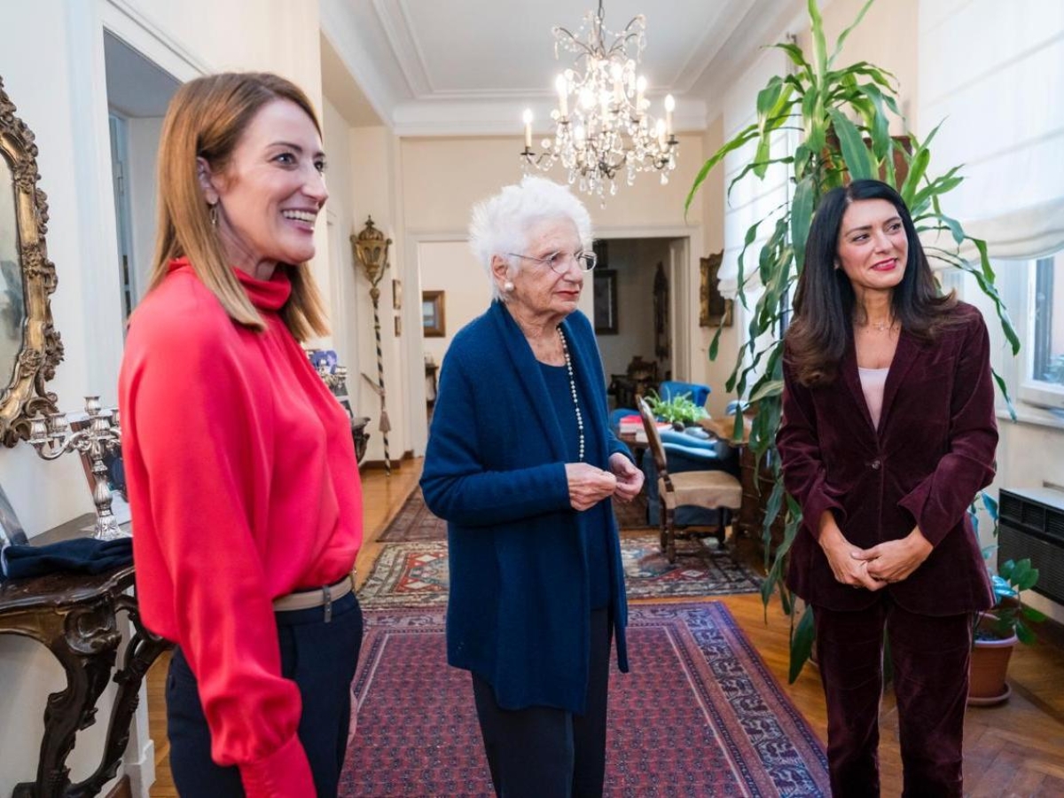 Metsola e Picierno da Liliana Segre: «La sua voce porta il peso della Storia»