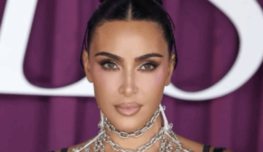 Kim Kardashian: «Ho un aneurisma cerebrale, colpa di tutto lo stress che ho accumulato per il divorzio da Kanye West»