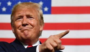 «Attaccheremo in Venezuela»: l'annuncio di Trump sui narcos e la strategia dietro la «guerra alla droga»