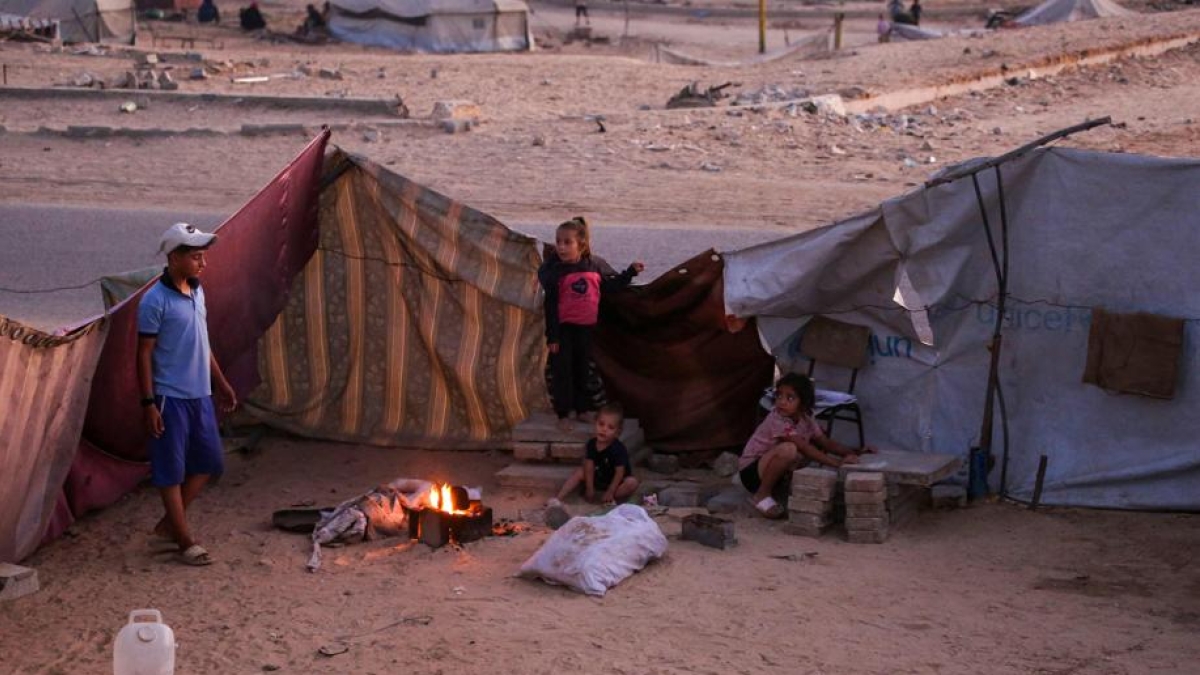 Gaza, le notizie sulla tregua Israele-Hamas in diretta | Hamas: «Se l'occupazione finirà consegneremo armi». Oggi ricerche dei corpi degli ostaggi in nuove zone di Gaza