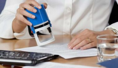 Manovra, meno tasse per gli statali: 56 euro in più al mese in busta paga a chi guadagna meno