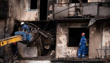 Ucraina - Russia, le notizie sul conflitto in diretta | Kiev attacca Mosca con i droni, chiusi due aeroporti. La Lituania chiude la frontiera con la Bielorussia