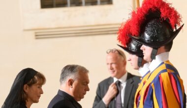 Orban: «Sull'Ucraina l'Ue non conta nulla. E Trump sbaglia su Putin: gli dirò di togliere le sanzioni». Ora l'incontro con Meloni