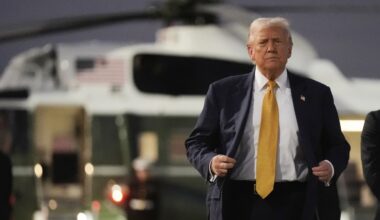 Trump rivela di essersi sottoposto a una risonanza magnetica (ma non spiega perché). E accarezza l'ipotesi di un terzo mandato