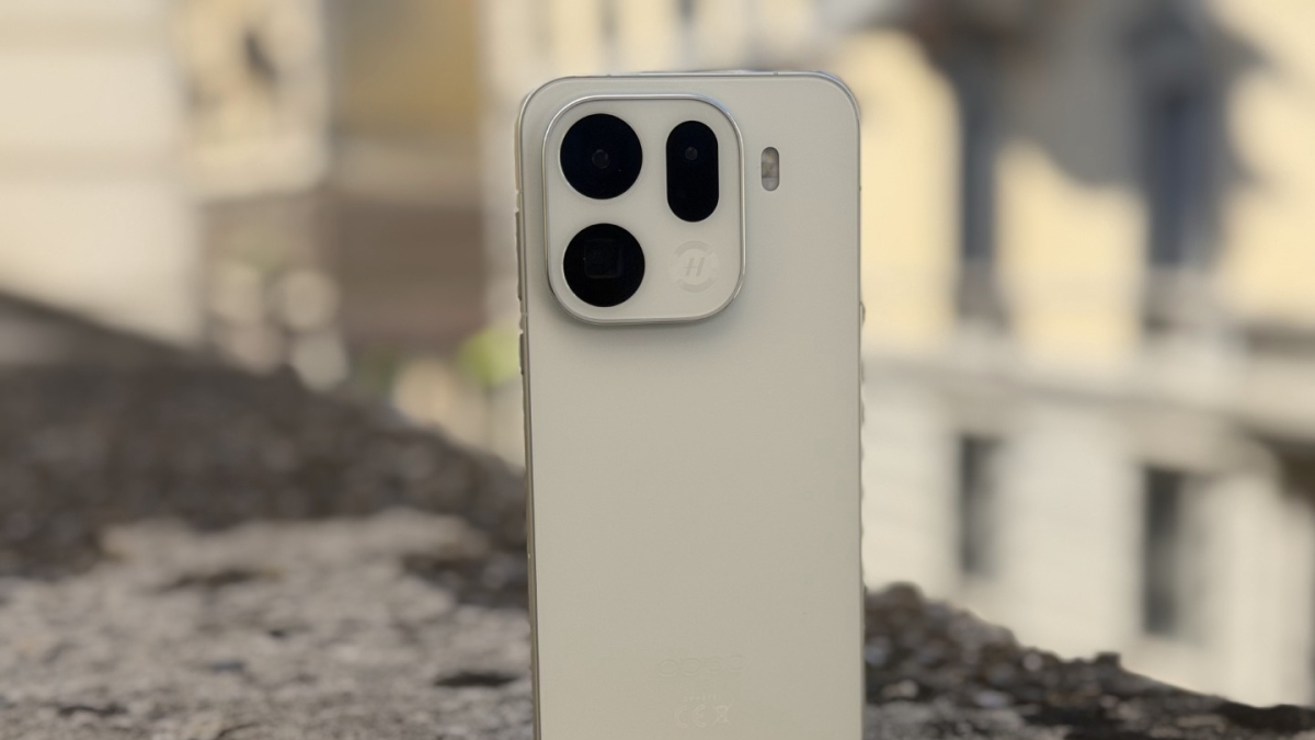 Oppo Find X9 Pro, recensione: con l'aiuto di Hasselblad un teleobiettivo mai visto (con tanto di lente aggiuntiva) - La Scelta Giusta