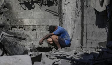 Gaza, le notizie sulla tregua Israele-Hamas in diretta | Trump: «Gaza è tornata al cessate il fuoco». Raid israeliano nel nord di Gaza: almeno 100 vittime tra i civili palestinesi, 46 bambini