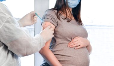 Il Covid in gravidanza potrebbe essere associato a un maggior rischio di autismo: lo studio