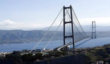 Nessuna valutazione di impatto ambientale, il contratto a Webuild: i «punti critici» del ponte sullo Stretto