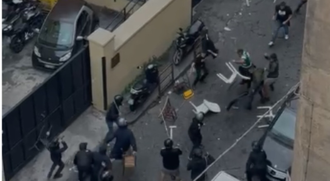Napoli-Sporting, scontri in città: ferito un tifoso portoghese, arrestati due supporters napoletani - Il Mattino