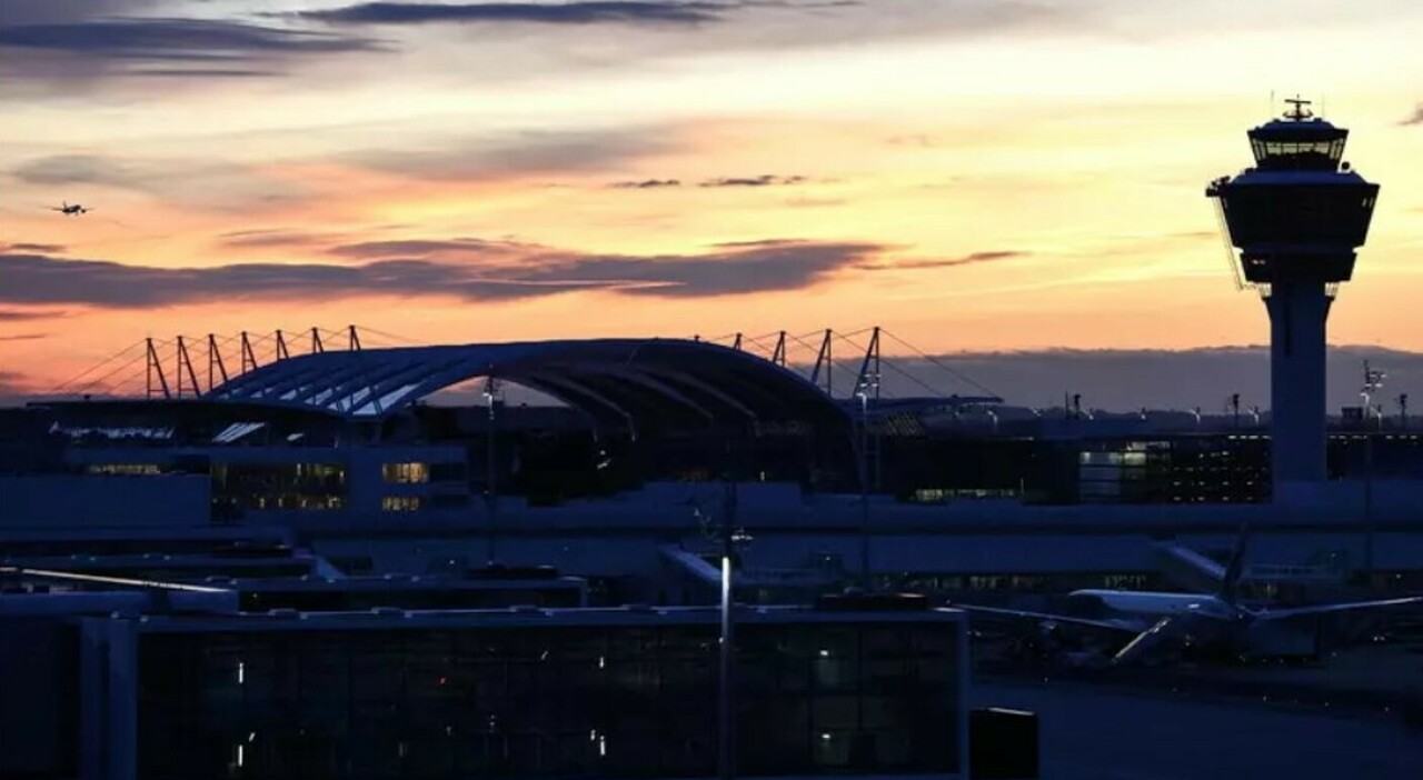 Droni russi su aeroporto di Monaco? In volo anche su un sito militare, poi in Belgio: cosa sta succedendo