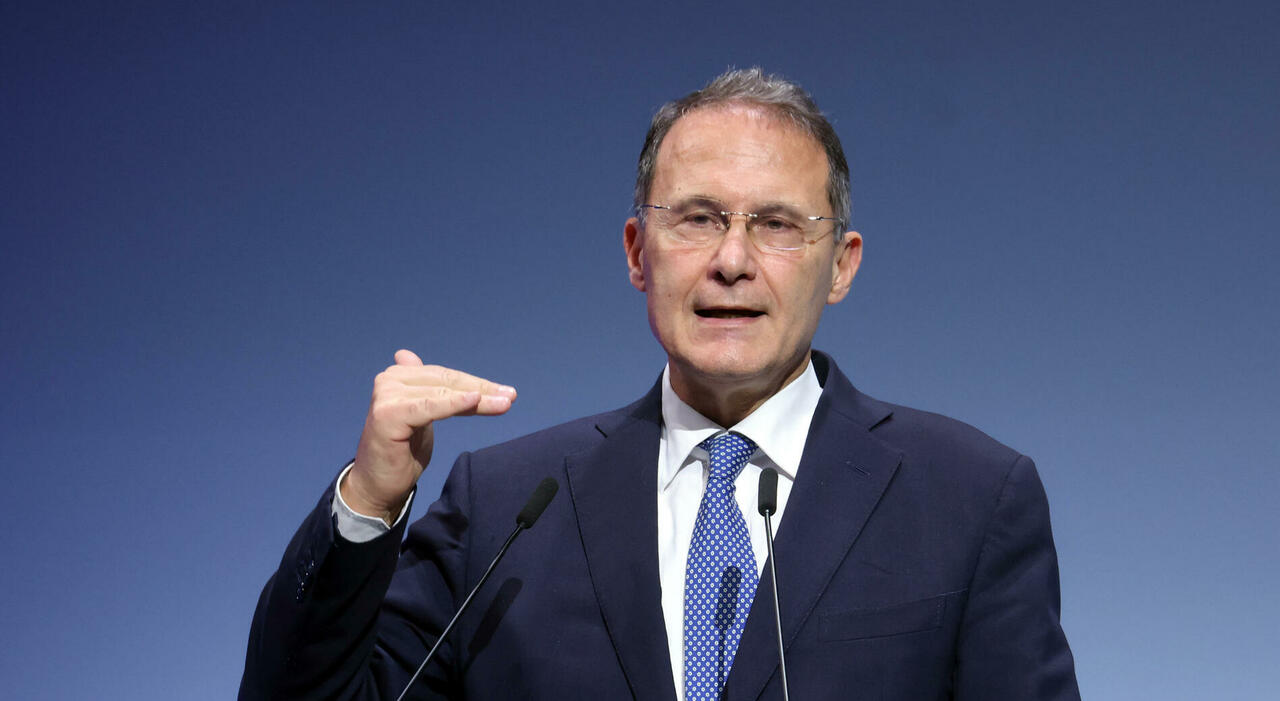 Regionali Campania, annuncio ufficiale di Fratelli d'Italia: «Sosteniamo Cirielli per la presidenza». La Lega: avanti compatti. Ma Forza Italia: «Faremo le nostre valutazioni»