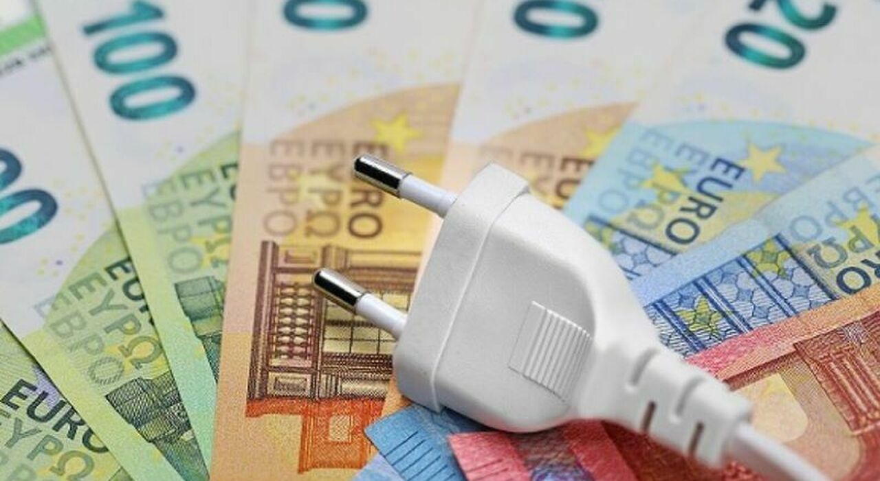 Bollette, cambio fornitore di luce e gas in 24 ore: «Risparmi fino a 230 euro per famiglia». Quando sarà possibile farlo - Leggo.it