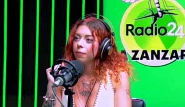 «Lascio la sua difesa, da lei comportamenti violenti. Riconsidero anche la sua versione»
