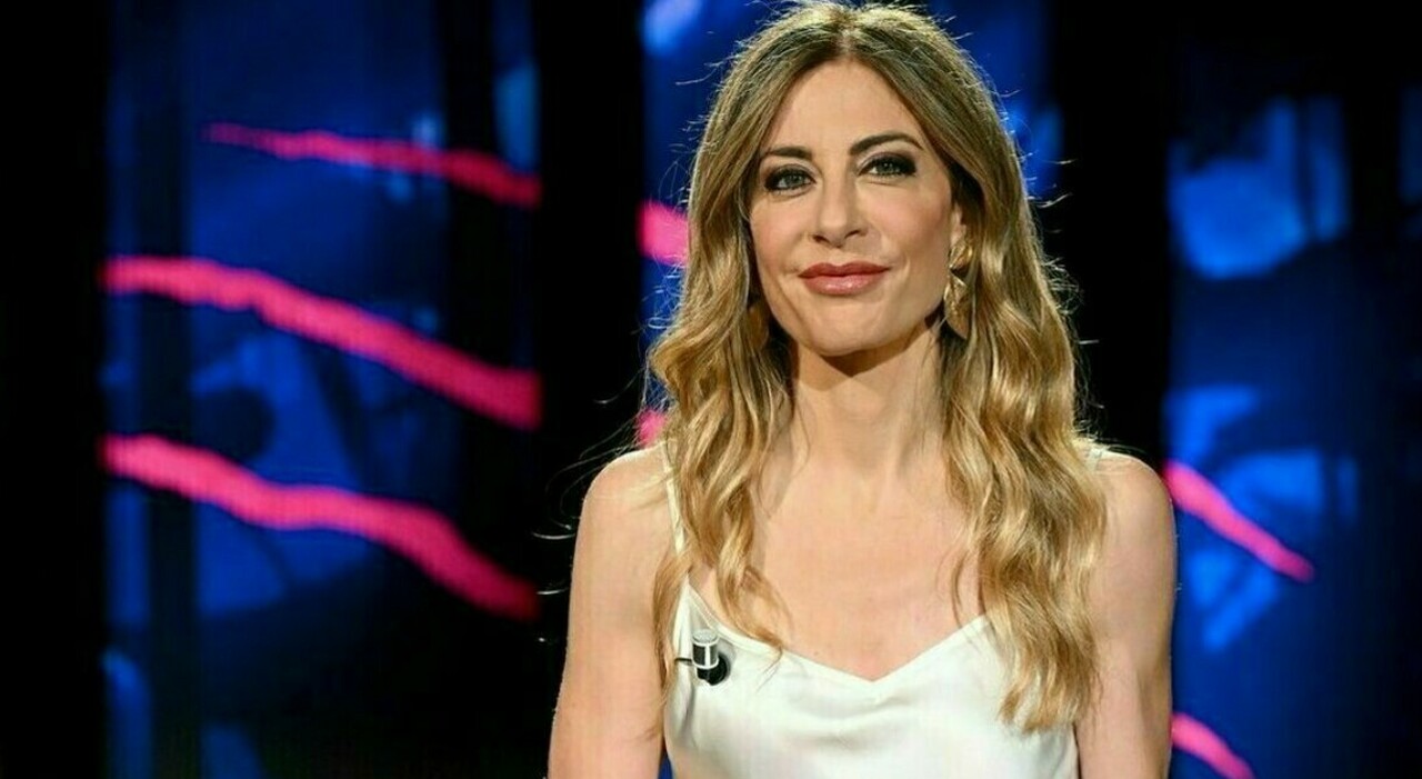 Francesca Fagnani, lite con la vigilessa che vuole multarla per il parcheggio in Ztl: «Ha dovuto spostare l'auto»