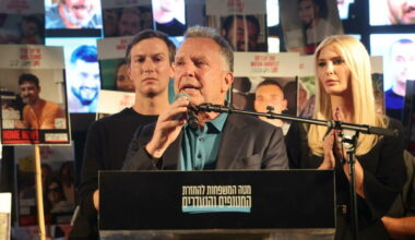 Gaza, quando saranno liberati gli ostaggi e cosa succede dopo? Stop di Hamas alla seconda fase del piano di Trump