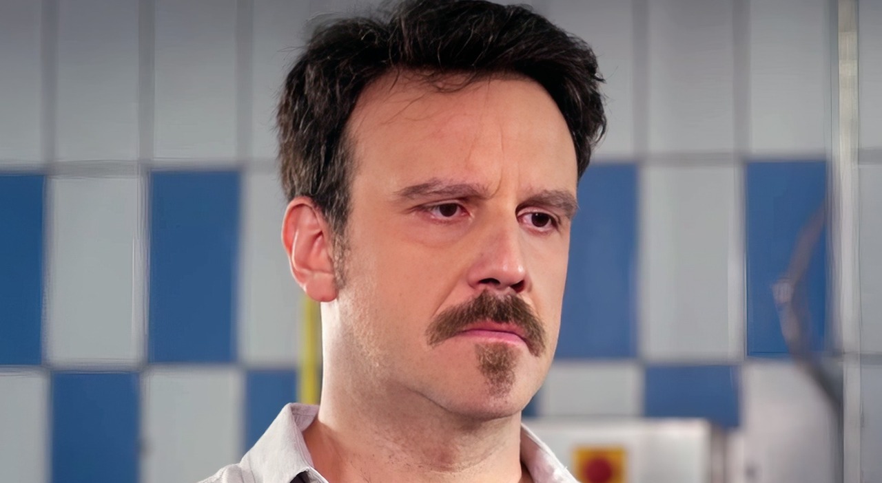 Un Posto al Sole, le anticipazioni di lunedì 13 ottobre: Castrese ricoverato in ospedale