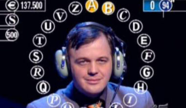 «Ho vinto 352 mila euro e ristrutturato l'edicola. Bussarono a casa con i gettoni d'oro»