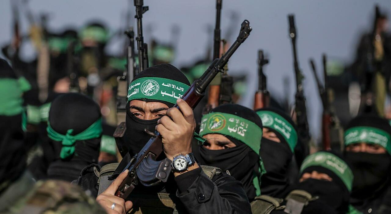 Gaza, miliziani Hamas forza di polizia «temporaneamente». L'annuncio di Trump. Ecco cosa faranno